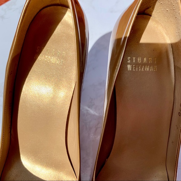 Stuart Weitzman 7 N Gold Platform Peeptoe Pumps - Picture 6 of 8